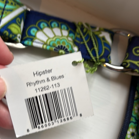 VERA BRADLEY LADIES BUE RHYTHM & BLUES CROSS BODY BAG - Picture 3 of 8